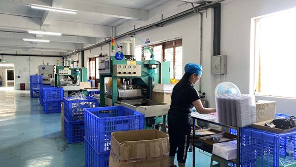 东西部协作的典范--中汉(贵州)口腔用品